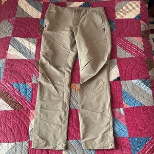 REI women’s hiking pants size medium